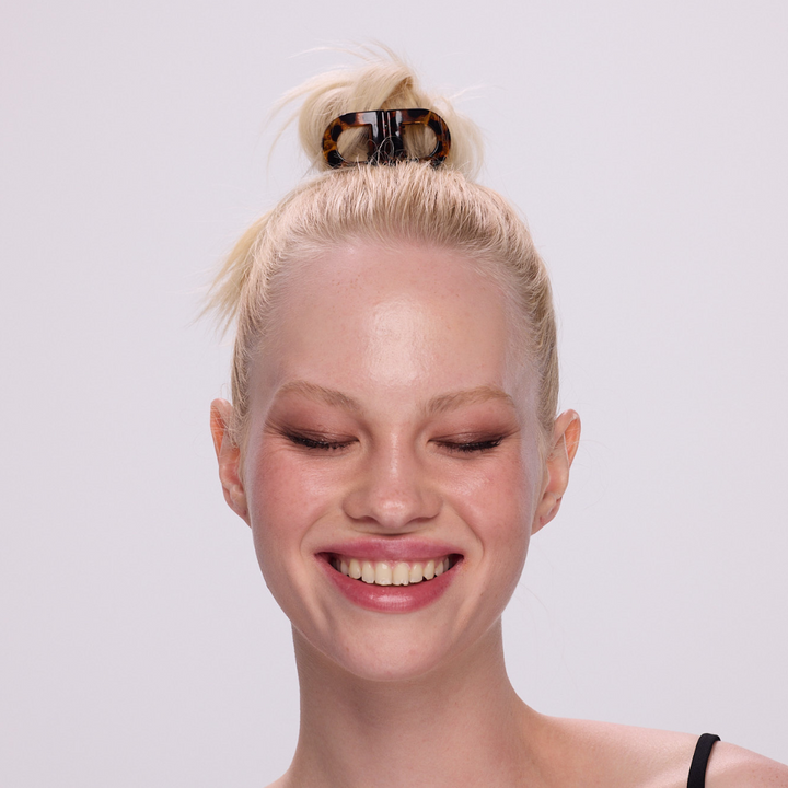 DAFNI KLIX - the icon - חום
