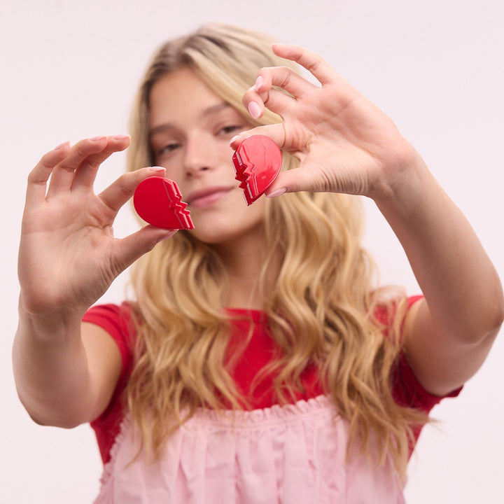 DAFNI KLIX - The Heart - Red